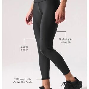 ALO Yoga Black 7/8 High Waist Airlift Legging